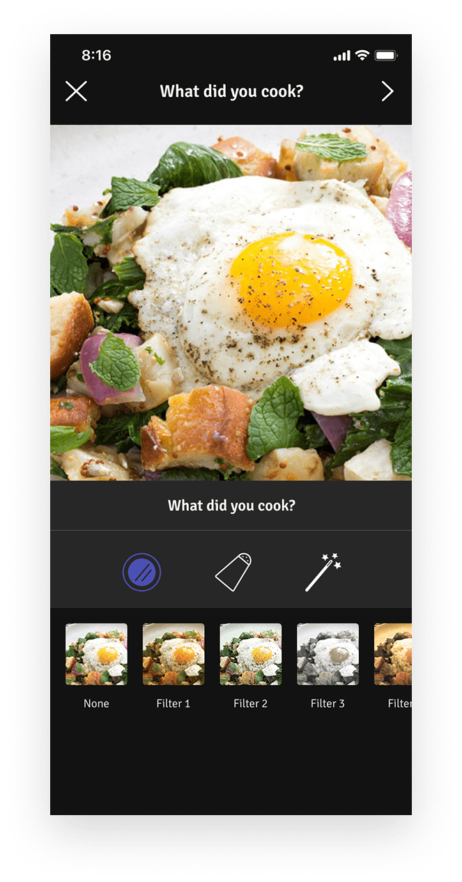 The Blue Apron app included a custom flow for taking photos of your cooked recipes and applying custom stickers and animations.